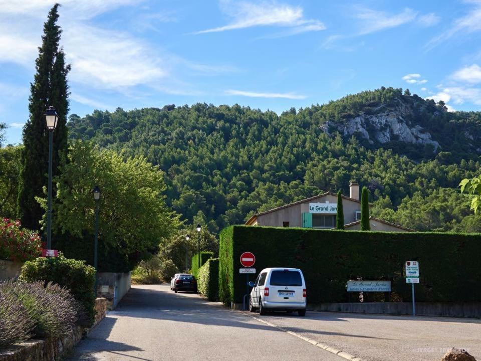 Le Grand Jardin Bed & Breakfast Lafare Exterior photo