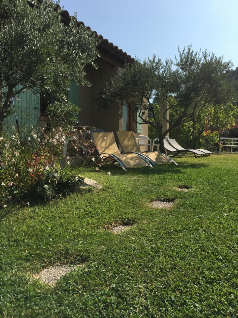 Le Grand Jardin Bed & Breakfast Lafare Exterior photo